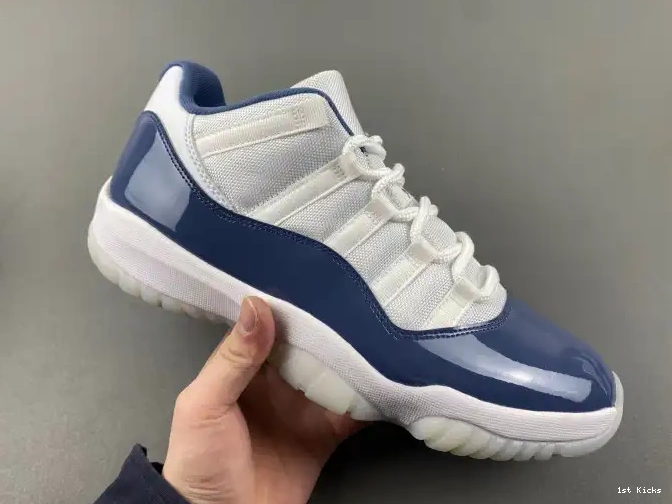 Midnight Navy Retro Jordan Low 11 FV5104-104 (2024) 0530